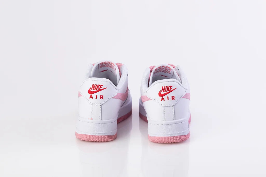 Air Force 1 Low ‘one love pink’