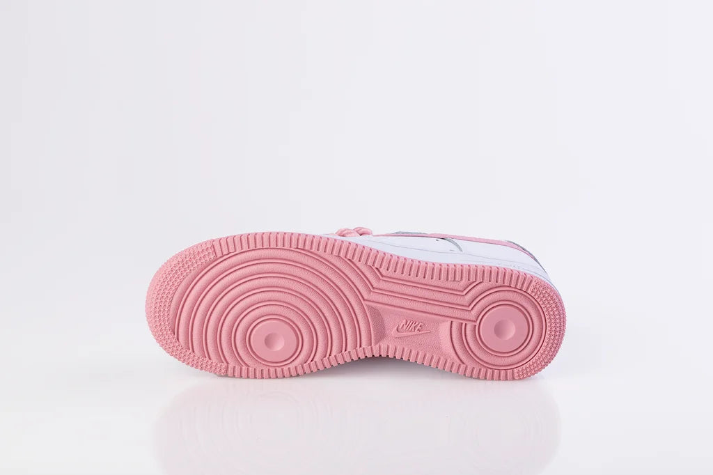 Air Force 1 Low ‘one love pink’