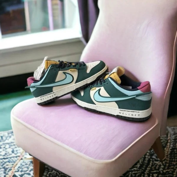 Nike Sb Dunk Low X Saint Seiya